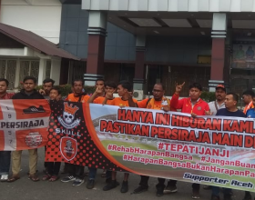 Suporter Persiraja Tagih Janji Pemerintah Aceh