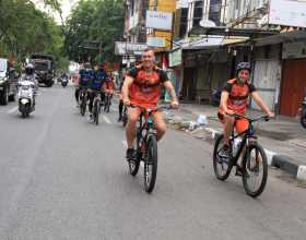 Persiraja Bangun Team Work dengan Bersepeda di Banda Aceh